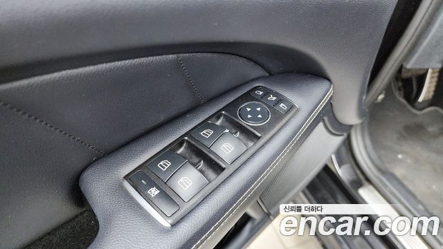 Mercedes-Benz CLS-Class 2017 — photo 27