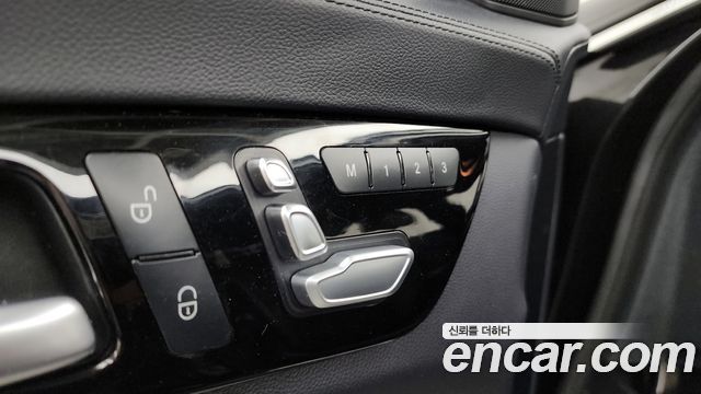 Mercedes-Benz CLS-Class 2017 — photo 29