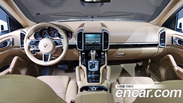 Porsche Cayenne 2016 — photo 7