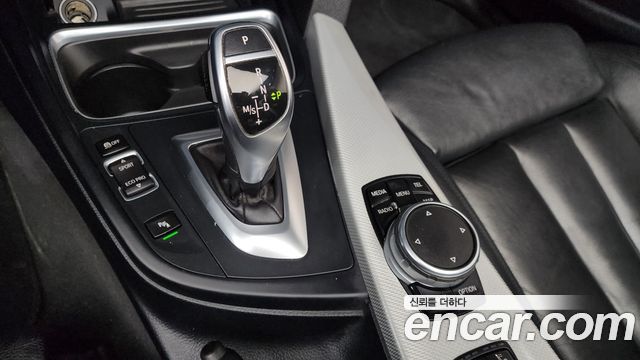 BMW 4-Series 2015 — photo 9