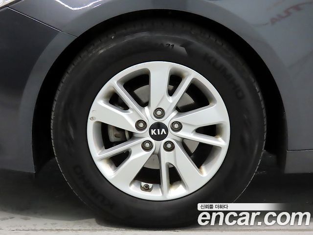 Kia K5 2018 — photo 5