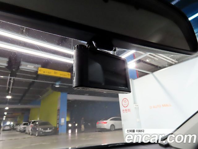 Kia K5 2018 — photo 16
