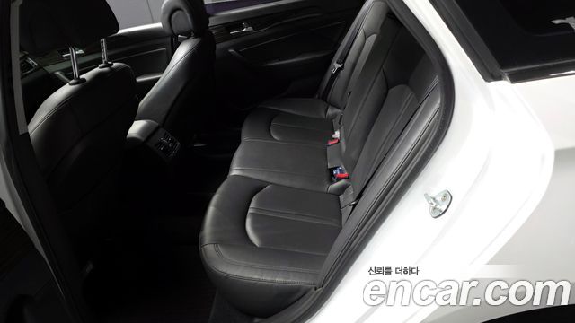 Hyundai Sonata 2015 — photo 12