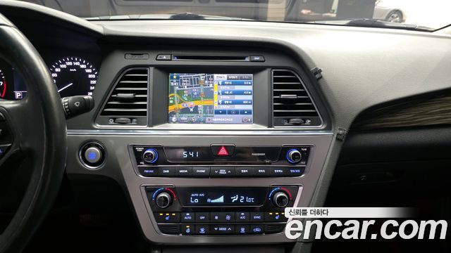 Hyundai Sonata 2015 — photo 14