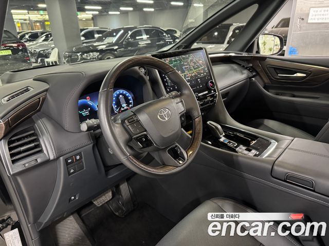 Toyota Alphard 2024 — photo 4