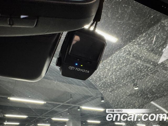 Toyota Alphard 2024 — photo 14