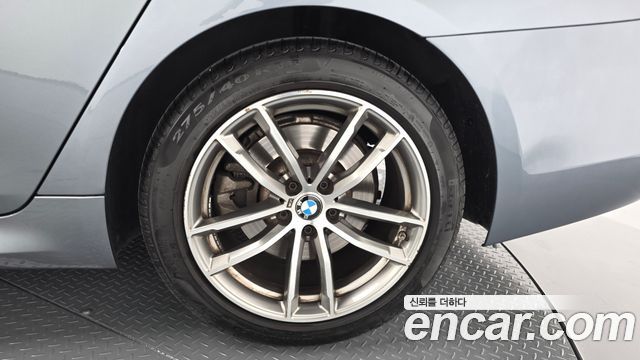 BMW 5-Series 2017 — photo 7