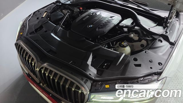 BMW 7-Series 2020 — photo 6