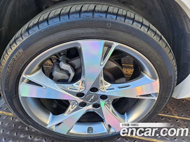 Genesis GV80 2020 — photo 15