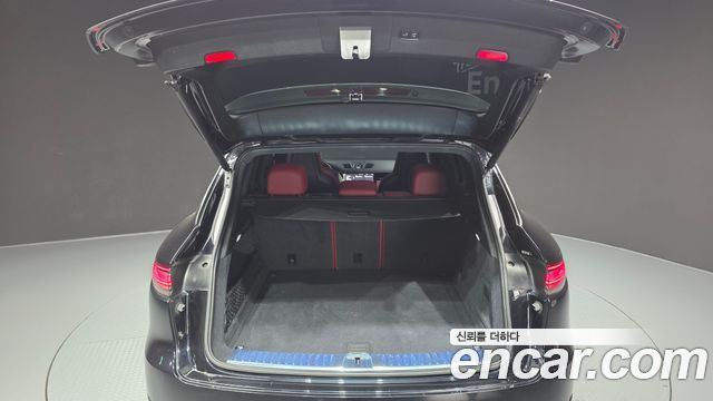 Porsche Cayenne 2020 — photo 26