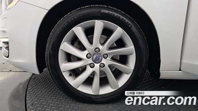 Volvo S60 2014 — photo 5