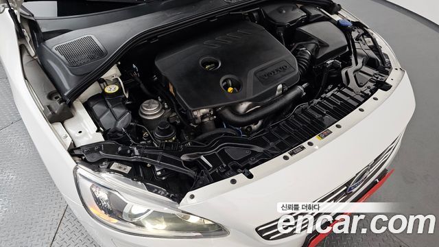 Volvo S60 2014 — photo 6