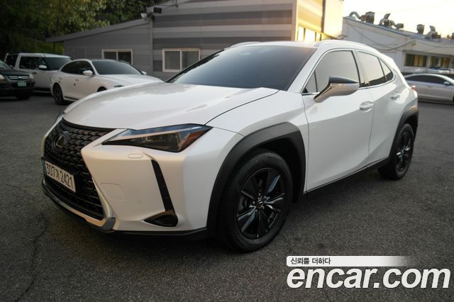 Lexus UX 2025 — photo 5