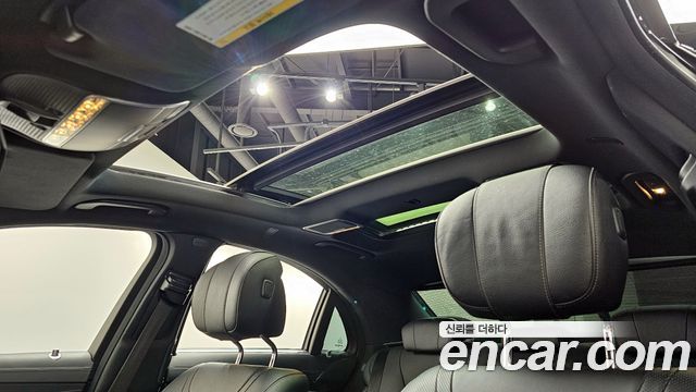 Mercedes-Benz S-Class 2016 — photo 19
