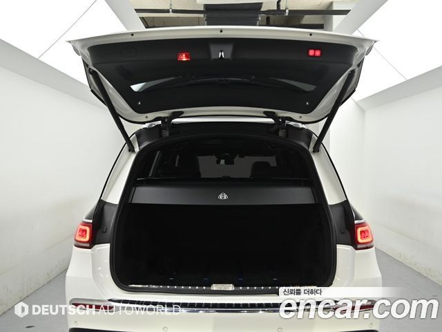Mercedes-Benz GLS-Class 2021 — photo 19