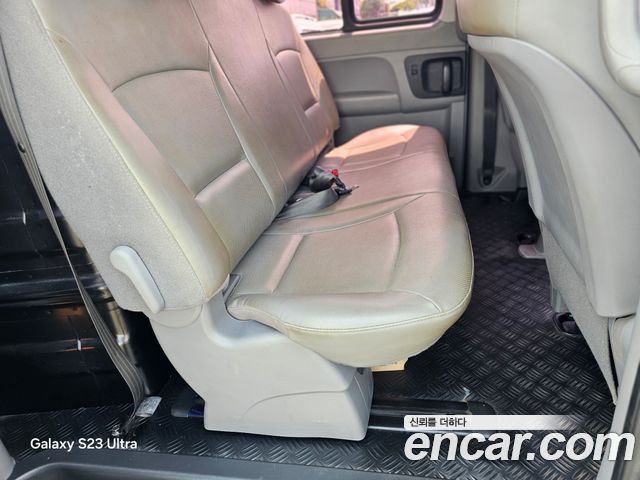 Hyundai Starex 2018 — photo 18