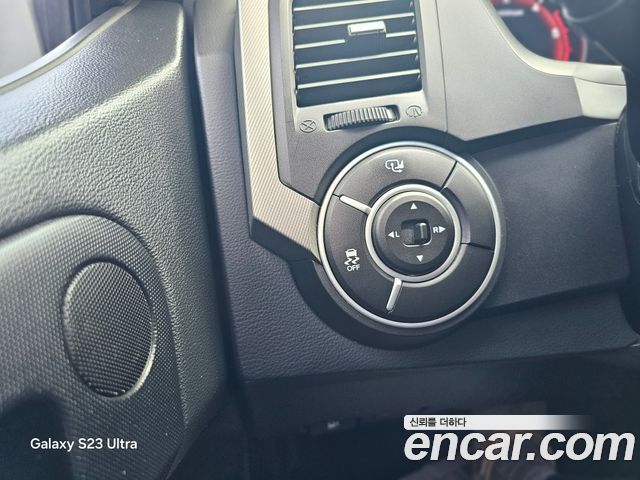 KG Mobility KORANDO 2012 — photo 14