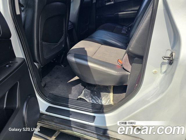 KG Mobility KORANDO 2012 — photo 15