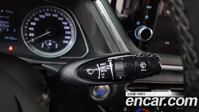 Hyundai Sonata 2020 — photo 28