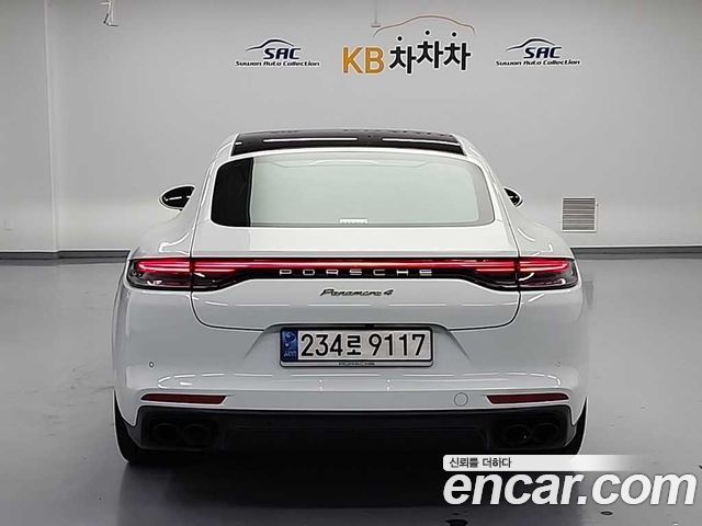 Porsche Panamera 2021 — photo 3