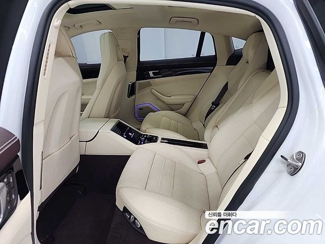 Porsche Panamera 2021 — photo 12