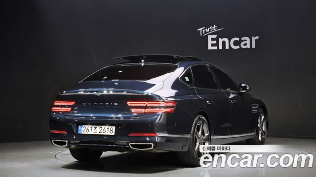 Genesis G80 2023 — photo 2