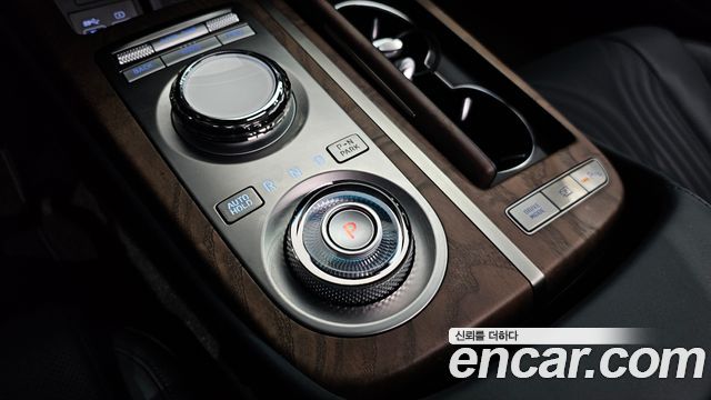 Genesis G80 2023 — photo 9