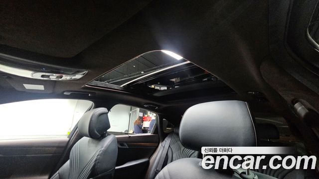 Genesis G80 2023 — photo 16