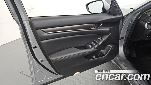 Honda Accord 2019 — photo 14