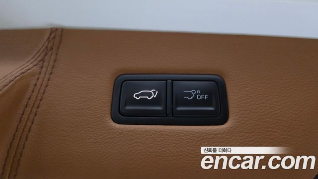 Kia Canival 2025 — photo 17