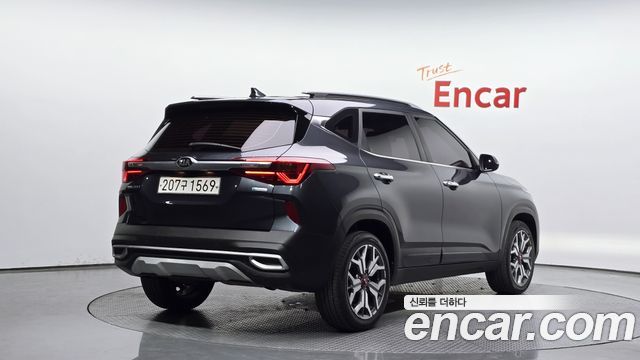 Kia Seltos 2020 — photo 2