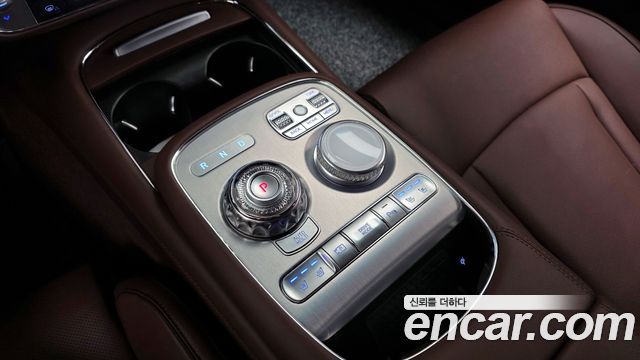 Genesis G90 2025 — photo 9