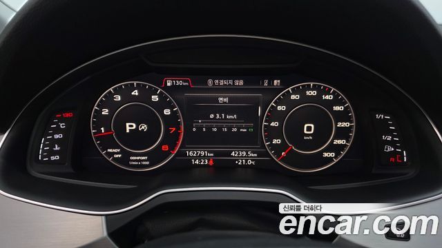 Audi Q7 2019 — photo 8