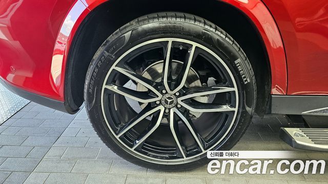 Mercedes-Benz GLS-Class 2023 — photo 5