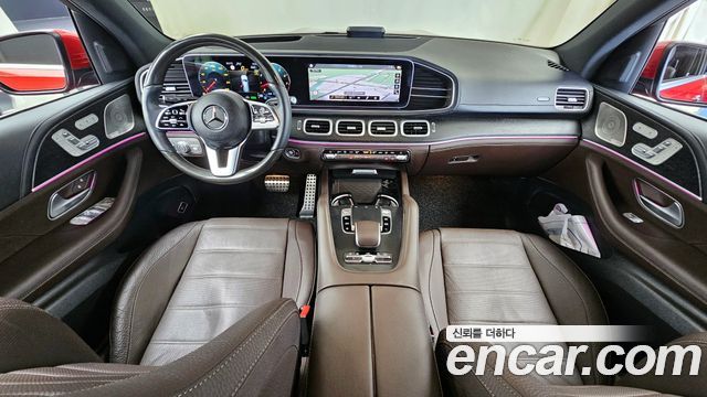 Mercedes-Benz GLS-Class 2023 — photo 10
