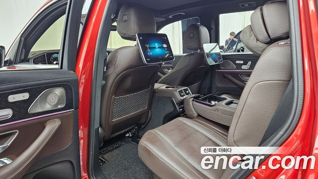 Mercedes-Benz GLS-Class 2023 — photo 16