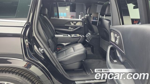 Mercedes-Benz GLS-Class 2021 — photo 12