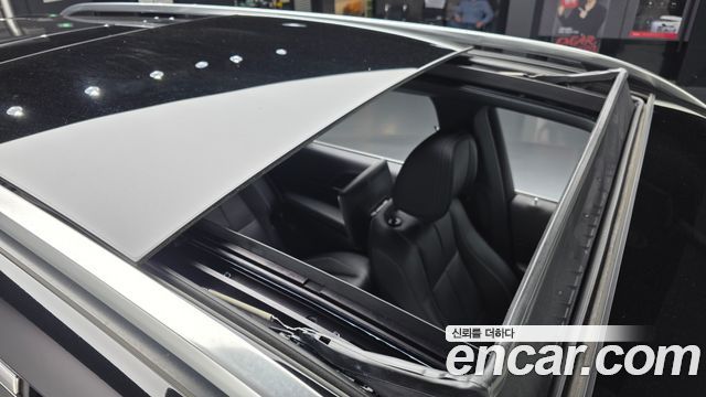 Mercedes-Benz GLS-Class 2021 — photo 18