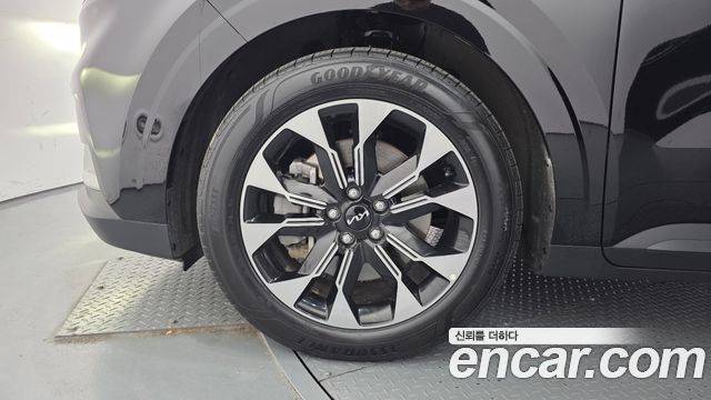 Kia Canival 2023 — photo 5