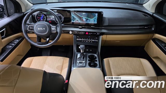 Kia Canival 2023 — photo 7
