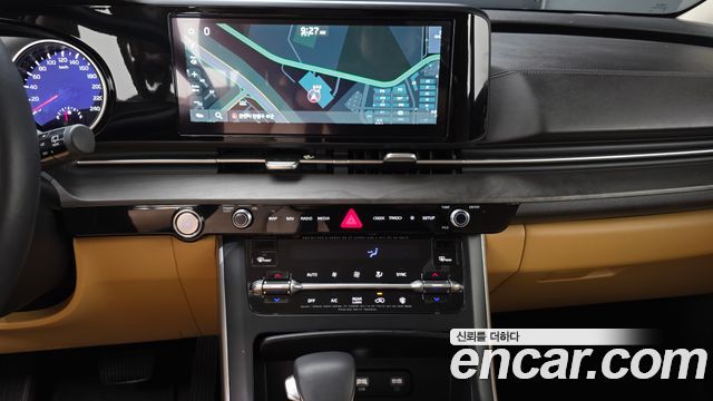 Kia Canival 2023 — photo 19