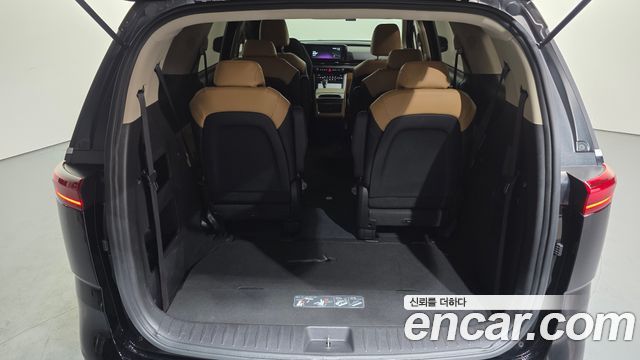 Kia Canival 2023 — photo 20