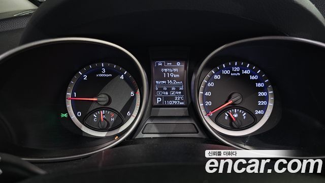Hyundai Santafe 2015 — photo 11