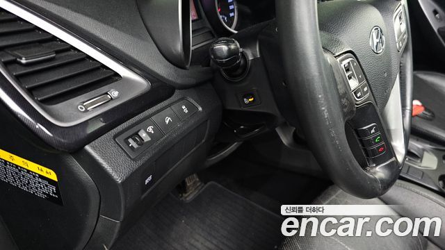 Hyundai Santafe 2015 — photo 27