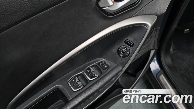 Hyundai Santafe 2015 — photo 29