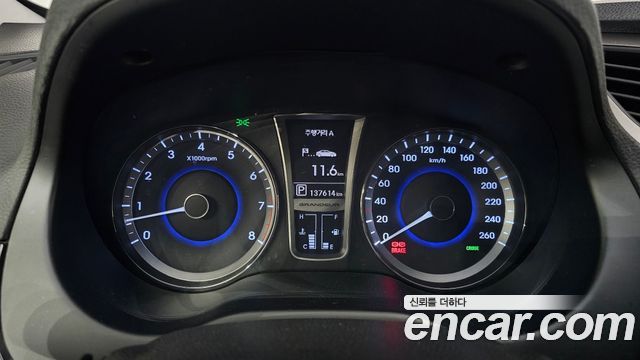 Hyundai Grandeur 2012 — photo 8