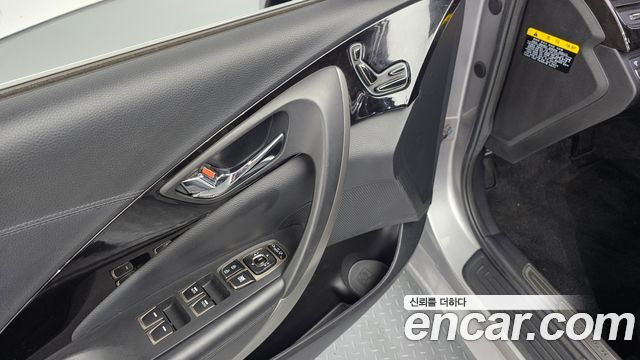 Hyundai Grandeur 2012 — photo 17