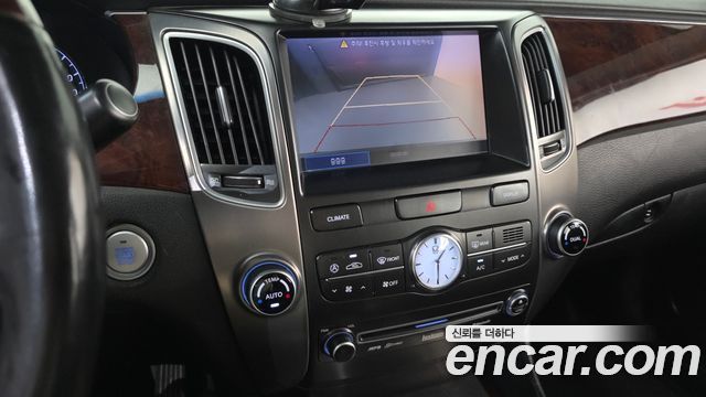Hyundai Equus 2012 — photo 13