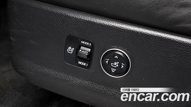 Hyundai Equus 2012 — photo 16