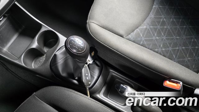 Chevrolet Korea Spark 2019 — photo 12